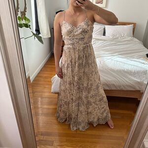 BCBG NEUTRAL GOLD METALLIC SILK PRINT MAXI DRESS